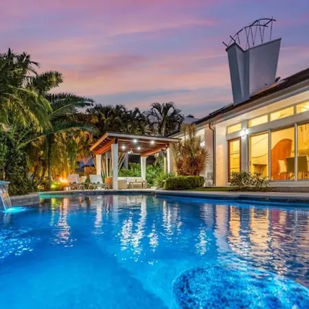 Villa Saserra Premiumvillasib *
